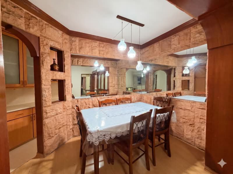 114 Bukit Purmei Road, 114 Bukit Purmei Road, 3 Bedrooms, 1,109 sqft, HDB Flat For Sale, by Lucas Chiew, 500149298 - Dining Room - PropertyGuru.com.sg