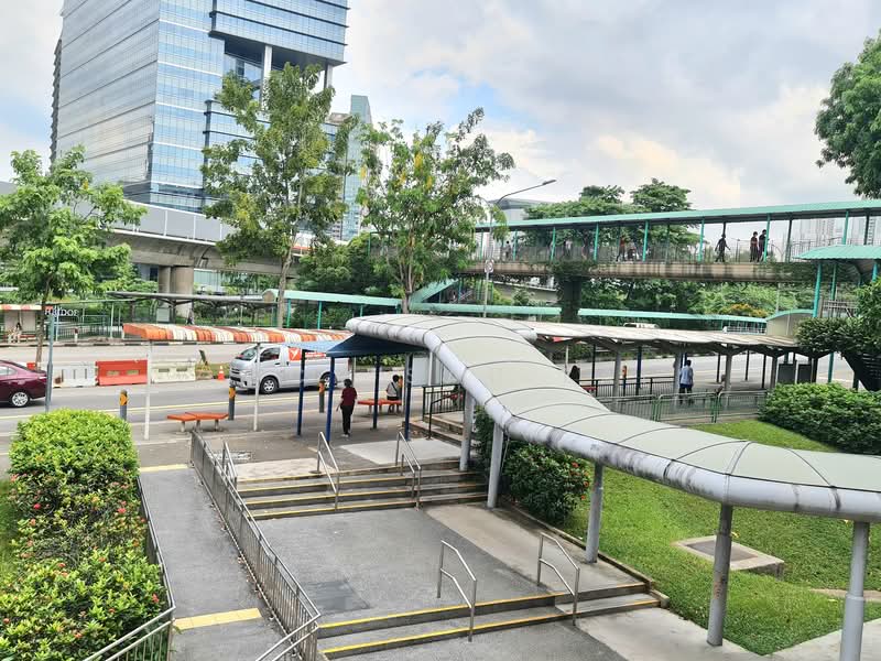 43 Holland Drive, Holland Drive, 1,367 sqft, Shop / Shophouse For Sale, by Lock Sau Lai, 500149300 - Exterior - CommercialGuru.com.sg