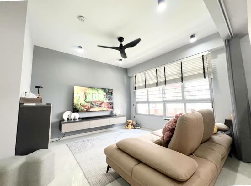 154A Bedok South Road, 154A Bedok South Road, 3 Bedrooms, 1,001 sqft, HDB Flat For Sale, by Reene Tok, 500149301 - Living Room - PropertyGuru.com.sg