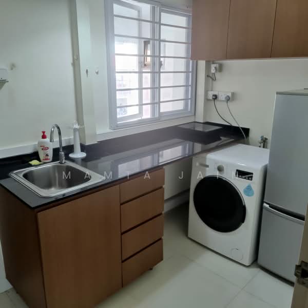 26 New Upper Changi Road, 26 New Upper Changi Road, 2 Bedrooms, 520 sqft, HDB Flat For Rent, by Mamta Jain, 500149304 - Kitchen - PropertyGuru.com.sg