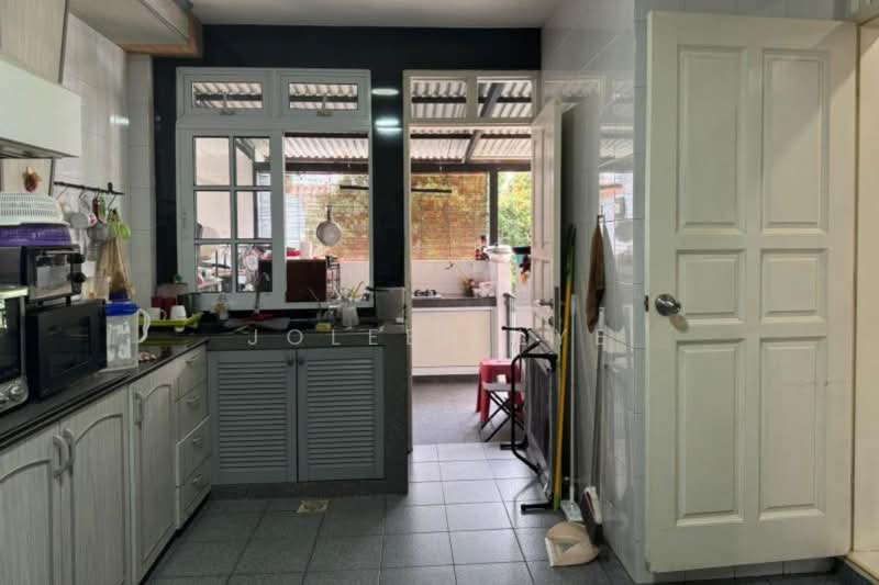 ☀️Only $2xxxPSF☀️1KM to Nanyang Pri Sch ☀️Convenient and Prime location ☎️Joleen 8686~9040☀️, Tanglin / Holland / Bukit Timah, 4 Bedrooms, 3,000 sqft, Semi-Detached House For Sale, by Joleen Lye, 500149306 - Kitchen - PropertyGuru.com.sg