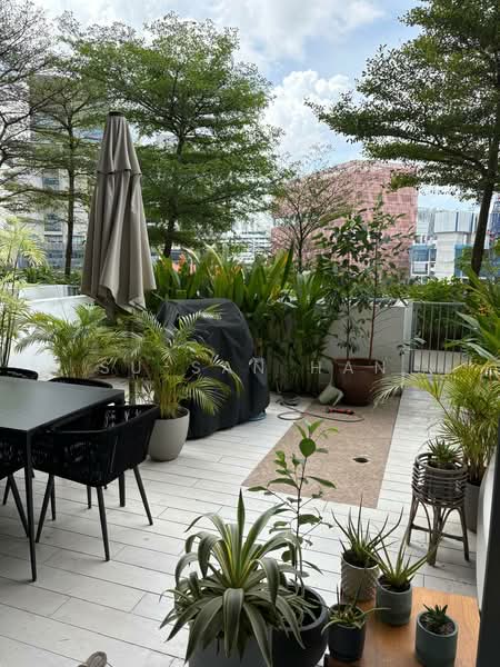 Spottiswoode Suites, 16 Spottiswoode Park Road, 2 Bedrooms, 1,064 sqft, Condominium For Rent, by Su-san Han, 500149307 - Private Enclosed Patio - PropertyGuru.com.sg