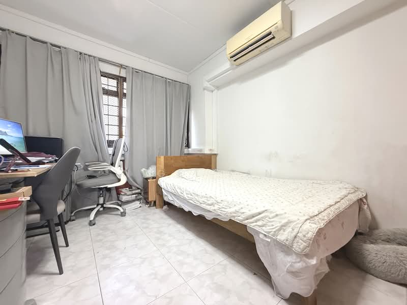 484B Choa Chu Kang Avenue 5, 484B Choa Chu Kang Avenue 5, 3 Bedrooms, 1,098 sqft, HDB Flat For Sale, by Nigel Tan, 500149311 - Bedroom - PropertyGuru.com.sg