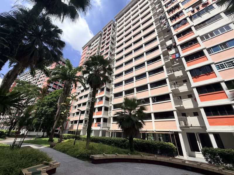 484B Choa Chu Kang Avenue 5, 484B Choa Chu Kang Avenue 5, 3 Bedrooms, 1,098 sqft, HDB Flat For Sale, by Nigel Tan, 500149311 - Exterior - PropertyGuru.com.sg