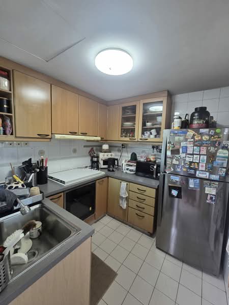 Symphony Heights, 33 Hume Avenue, 2 Bedrooms, 926 sqft, Condominium For Sale, by Jasmine Sim, 500149312 - Kitchen - PropertyGuru.com.sg