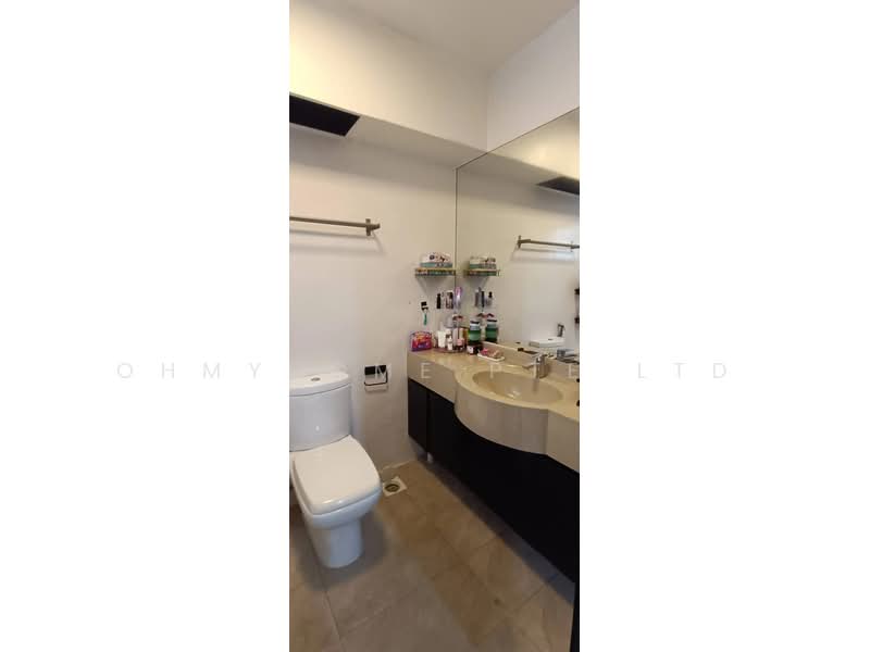 157D Rivervale Crescent, 157D Rivervale Crescent, 3 Bedrooms, 1,109 sqft, HDB Flat For Sale, by Regine Cher, 500149318 - Bathroom - PropertyGuru.com.sg