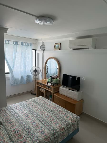 621 Yishun Ring Road, 621 Yishun Ring Road, 2 Bedrooms, 785 sqft, HDB Flat For Sale, by Francis Teo, 500149319 - Bedroom - PropertyGuru.com.sg