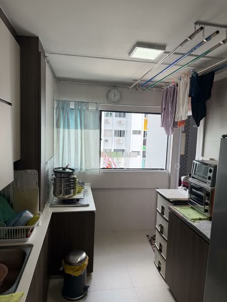 621 Yishun Ring Road, 621 Yishun Ring Road, 2 Bedrooms, 785 sqft, HDB Flat For Sale, by Francis Teo, 500149319 - Kitchen - PropertyGuru.com.sg