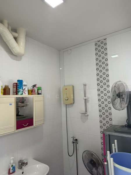 621 Yishun Ring Road, 621 Yishun Ring Road, 2 Bedrooms, 785 sqft, HDB Flat For Sale, by Francis Teo, 500149319 - Bathroom - PropertyGuru.com.sg