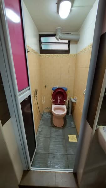35 Lorong 5 Toa Payoh, 35 Lorong 5 Toa Payoh, Room Rental, 140 sqft, HDB Flat For Rent, by Mohamed Ameen, 500149336 - Bathroom - PropertyGuru.com.sg