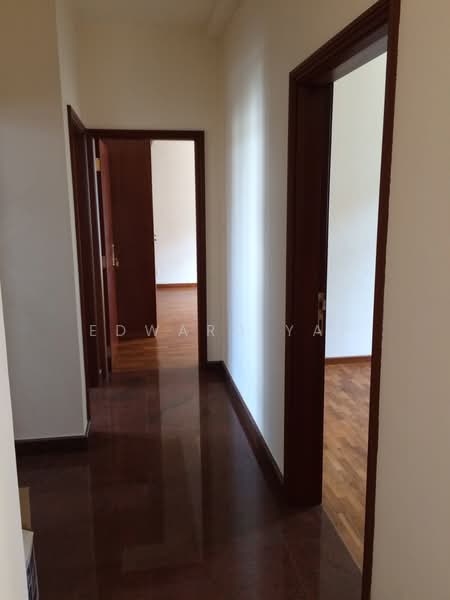 Ewe Boon Regent, 31 Ewe Boon Road, 3 Bedrooms, 2,185 sqft, Condominium For Sale, by Edward Yap, 500149339 - Corridor - PropertyGuru.com.sg