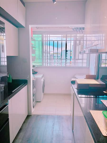 807A Chai Chee Road, 807A Chai Chee Road, 3 Bedrooms, 1,001 sqft, HDB Flat For Sale, by Jonathan Fong, 500149351 - Kitchen - PropertyGuru.com.sg