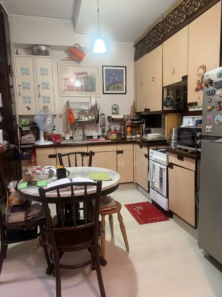 Eastern Lagoon II, 200 Upper East Coast Road, 1 Bedroom, 722 sqft, Condominium For Sale, by Teng Mary, 500149361 - Kitchen - PropertyGuru.com.sg