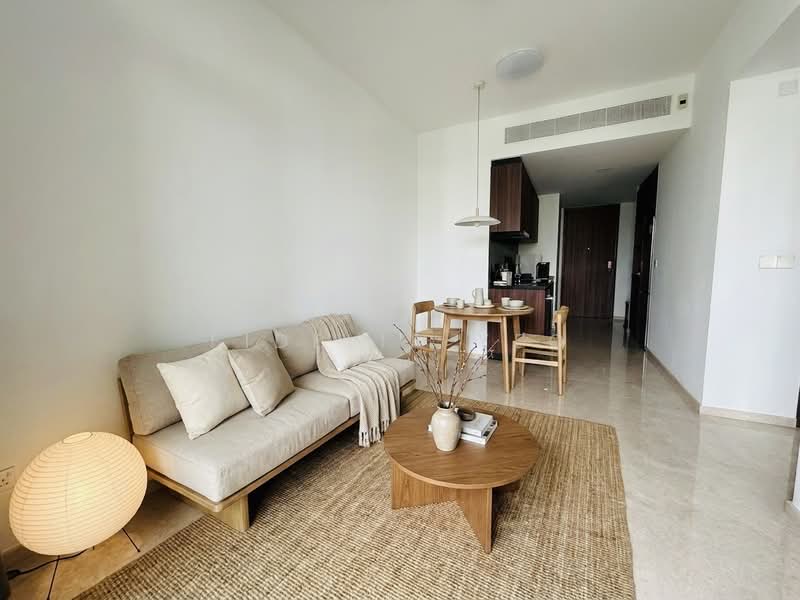 Pullman Residences, 18 Dunearn Road, 2 Bedrooms, 667 sqft, Condominium For Sale, by Fidelia Yeo, 500149371 - Living and Dining - PropertyGuru.com.sg