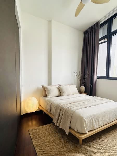 Pullman Residences, 18 Dunearn Road, 2 Bedrooms, 667 sqft, Condominium For Sale, by Fidelia Yeo, 500149371 - Second Bedroom - PropertyGuru.com.sg