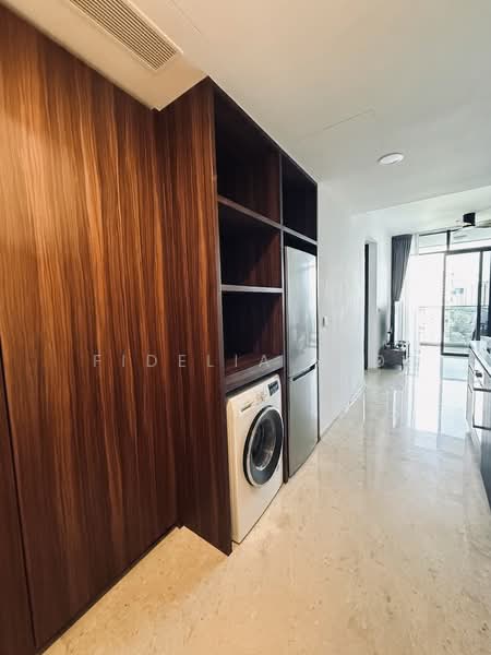 Pullman Residences, 18 Dunearn Road, 2 Bedrooms, 667 sqft, Condominium For Sale, by Fidelia Yeo, 500149371 - PropertyGuru.com.sg