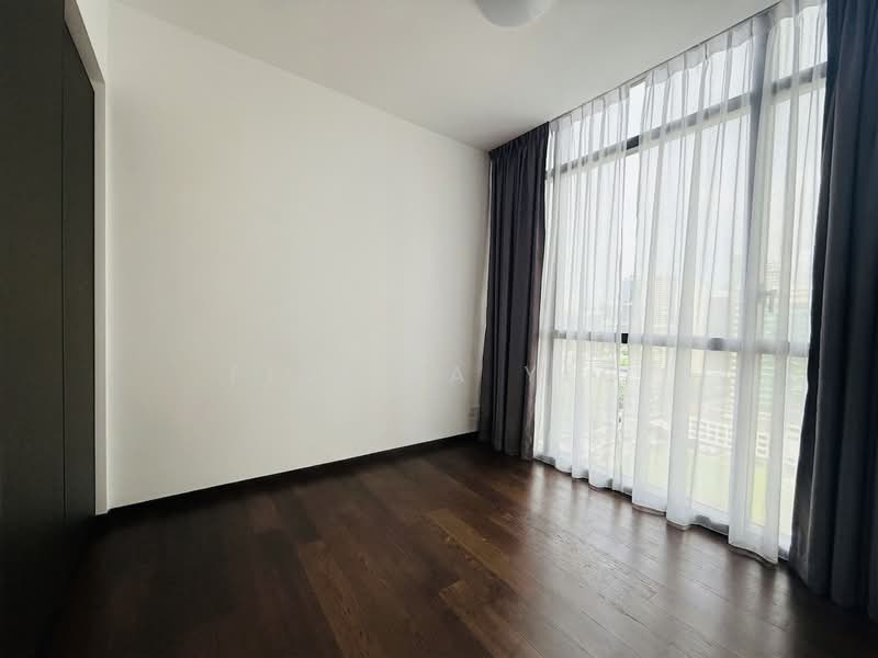Pullman Residences, 18 Dunearn Road, 2 Bedrooms, 667 sqft, Condominium For Sale, by Fidelia Yeo, 500149371 - Master Bedroom - Empty - PropertyGuru.com.sg