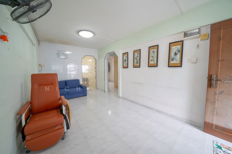 559 Ang Mo Kio Avenue 10, 559 Ang Mo Kio Avenue 10, 2 Bedrooms, 732 sqft, HDB Flat For Sale, by Nicholas Woon, 500149374 - Living Room - PropertyGuru.com.sg