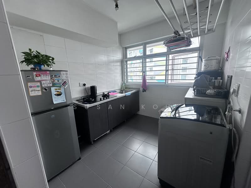 447B Jalan Kayu, 447B Jalan Kayu, 1 Bedroom, 506 sqft, HDB Flat For Sale, by Susan Koh, 500149379 - Kitchen - PropertyGuru.com.sg