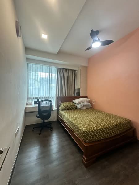 Rosewood Suites, 61 Rosewood Drive, 3 Bedrooms, 1,259 sqft, Condominium For Sale, by Max Ang, 500149383 - Bedroom - PropertyGuru.com.sg