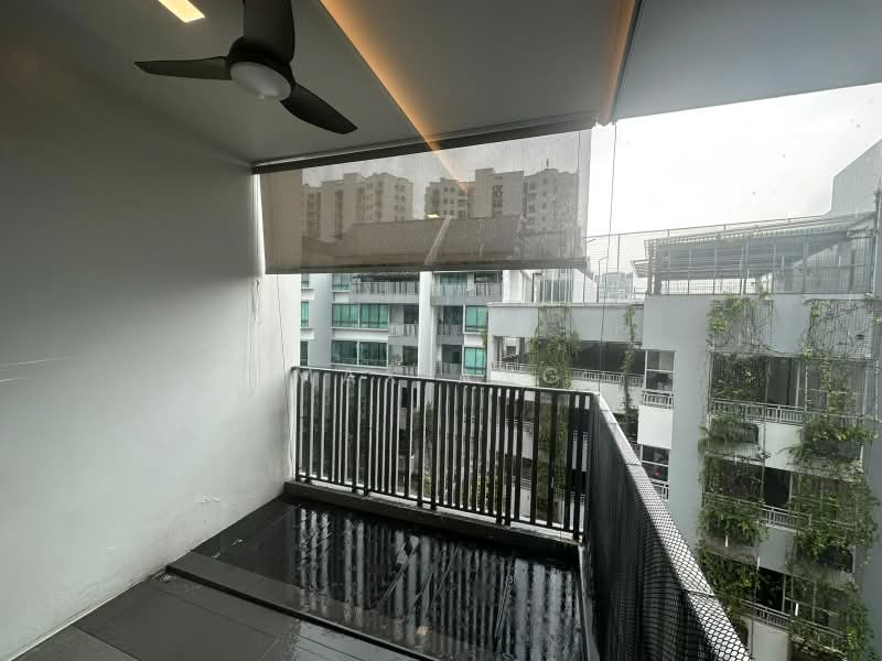 Rosewood Suites, 61 Rosewood Drive, 3 Bedrooms, 1,259 sqft, Condominium For Sale, by Max Ang, 500149383 - Balcony - PropertyGuru.com.sg