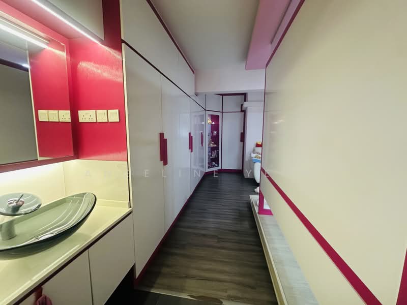 710 Hougang Avenue 2, 710 Hougang Avenue 2, 4 Bedrooms, 1,302 sqft, HDB Flat For Sale, by Angeline Yeoh, 500149384 - Interior - PropertyGuru.com.sg