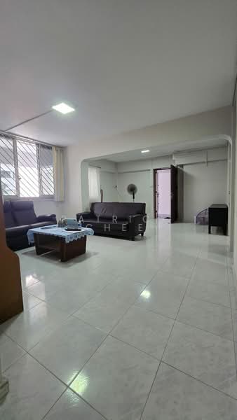 421 Serangoon Central, 421 Serangoon Central, 3 Bedrooms, 1,109 sqft, HDB Flat For Sale, by Patrick Chee, 500149391 - Living Room - PropertyGuru.com.sg