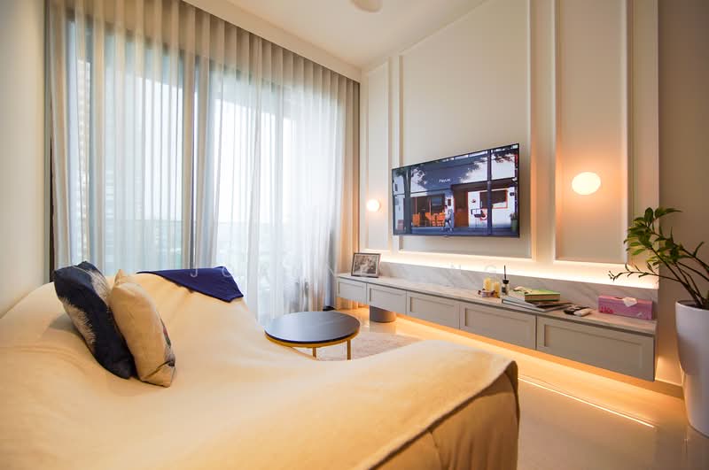 Midwood, 10 Hillview Rise, 1 Bedroom, 484 sqft, Condominium For Sale, by Joanne Ang, 500149396 - Living Room - PropertyGuru.com.sg
