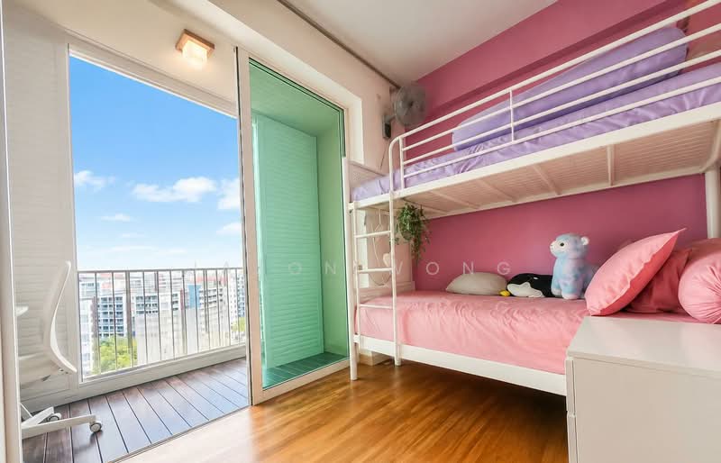 Watercolours, 29 Pasir Ris Link, 3 Bedrooms, 1,625 sqft, Executive Condominium For Sale, by Jason Wong, 500149404 - Bedroom - PropertyGuru.com.sg