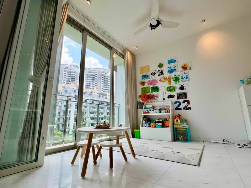 RV Residences, 467 River Valley Road, 1 Bedroom, 452 sqft, Condominium For Sale, by Charlene Low, 500149405 - Balcony - PropertyGuru.com.sg