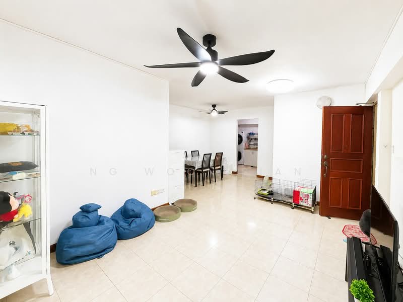 157A Rivervale Crescent, 157A Rivervale Crescent, 3 Bedrooms, 968 sqft, HDB Flat For Sale, by Ng Woon Sian, 500149408 - Living Room - PropertyGuru.com.sg