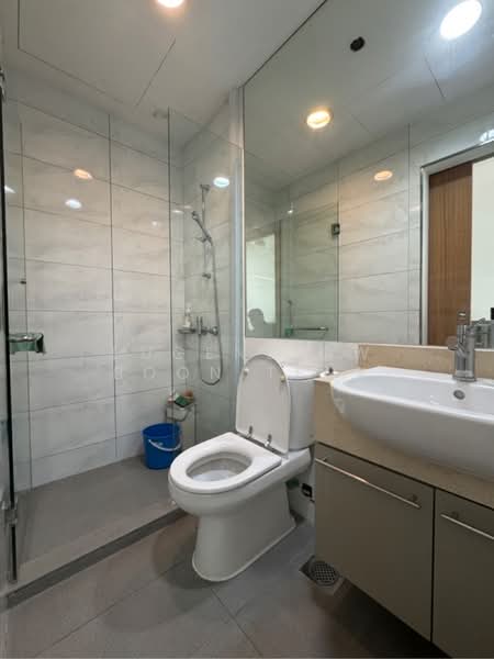 The Central, 6 Eu Tong Sen Street, 872 sqft, Office For Sale, by Eugene Ow Boon Teck, 500149409 - CommercialGuru.com.sg