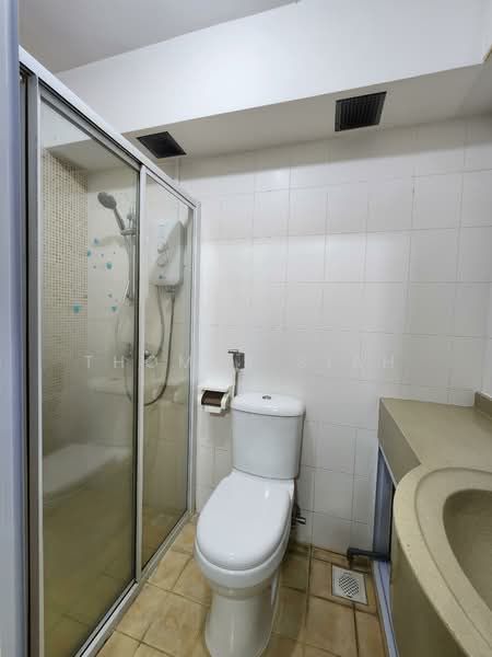651 Punggol Central, 651 Punggol Central, Room Rental, 150 sqft, HDB Flat For Rent, by Thomas Siah, 500149415 - Bathroom - PropertyGuru.com.sg