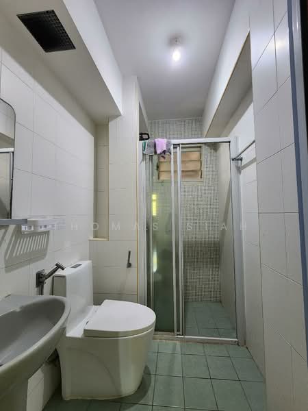 651 Punggol Central, 651 Punggol Central, Room Rental, 150 sqft, HDB Flat For Rent, by Thomas Siah, 500149415 - Bathroom - PropertyGuru.com.sg