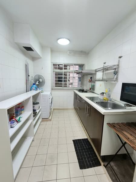 651 Punggol Central, 651 Punggol Central, Room Rental, 150 sqft, HDB Flat For Rent, by Thomas Siah, 500149415 - Kitchen - PropertyGuru.com.sg