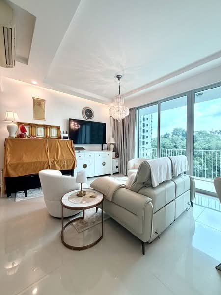 Tree House, 66 Chestnut Avenue, 3 Bedrooms, 1,152 sqft, Condominium For Sale, by Kalvin Lai, 500149426 - Living Room - PropertyGuru.com.sg