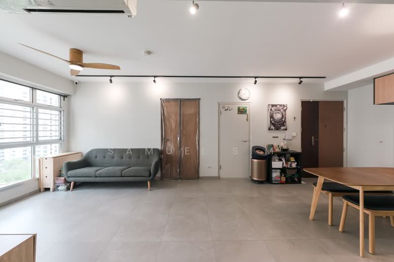 408C Northshore Drive, 408C Northshore Drive, 3 Bedrooms, 1,011 sqft, HDB Flat For Sale, by Samuel Sim, 500149434 - Living Room - PropertyGuru.com.sg