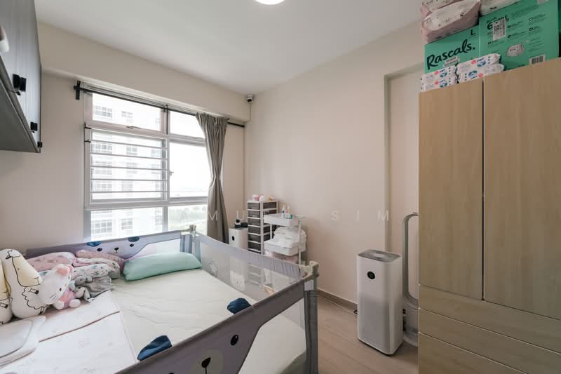 408C Northshore Drive, 408C Northshore Drive, 3 Bedrooms, 1,011 sqft, HDB Flat For Sale, by Samuel Sim, 500149434 - Bedroom - PropertyGuru.com.sg