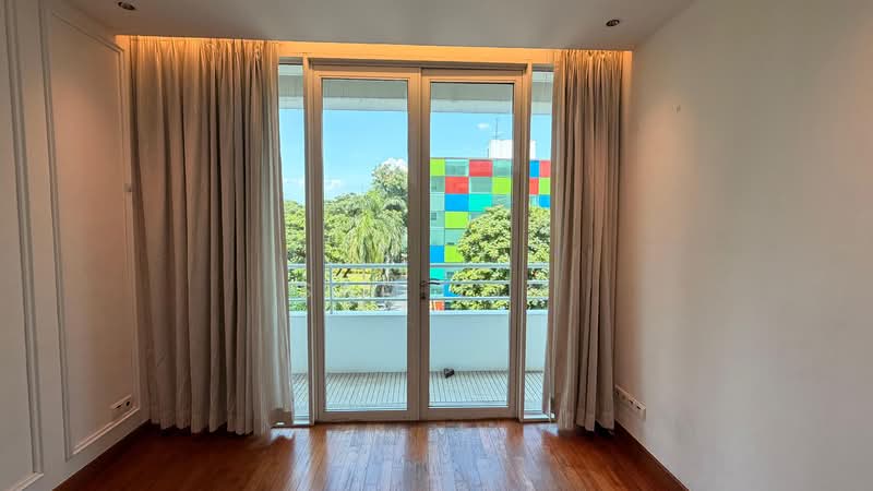 The Hermitage, 2 Sarkies Road, 2 Bedrooms, 850 sqft, Apartment For Sale, by Sam Lim, 500149461 - Balcony - PropertyGuru.com.sg