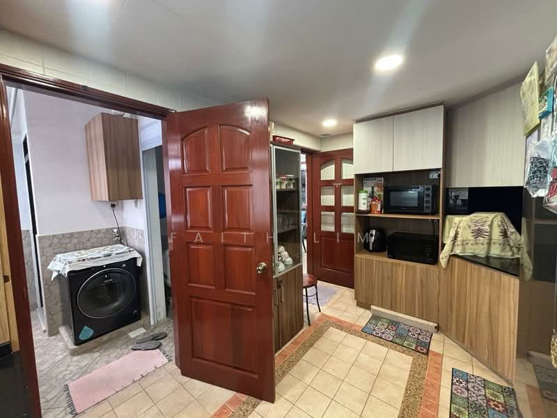 Ballota Park Condo, 152 Mariam Way, 3 Bedrooms, 1,421 sqft, Condominium For Rent, by Faith Lim, 500149468 - Kitchen - PropertyGuru.com.sg