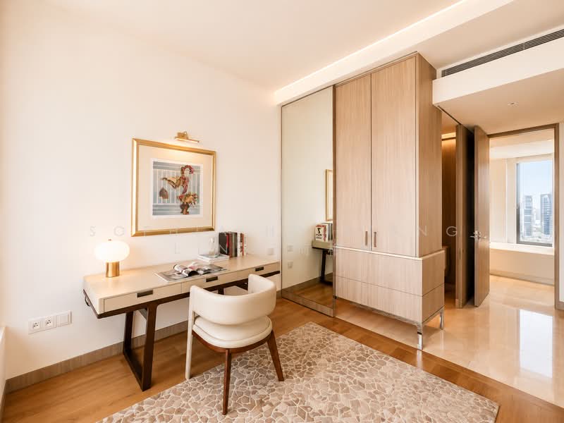 Ardmore Residence, 7 Ardmore Park, 4 Bedrooms, 3,186 sqft, Condominium For Rent, by Sophia Ho Xiang Ling 何相羚, 500149502 - Bedroom next to Master Bedroom - PropertyGuru.com.sg
