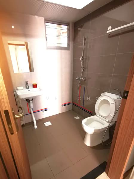 425A Northshore Crescent, 425A Northshore Crescent, Room Rental, 120 sqft, HDB Flat For Rent, by Steven Choo, 500149550 - Bathroom - PropertyGuru.com.sg