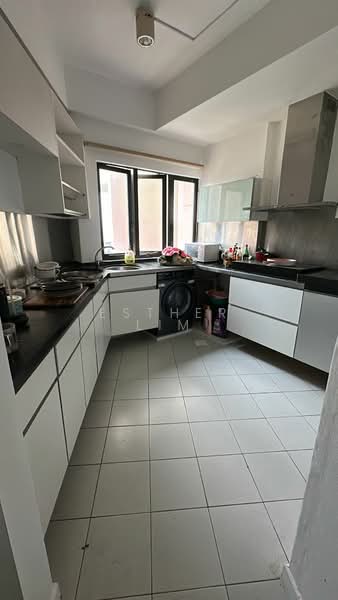 Bayshore Park, 50 Bayshore Road, 3 Bedrooms, 1,292 sqft, Condominium For Rent, by Esther Lim, 500149556 - Kitchen - PropertyGuru.com.sg