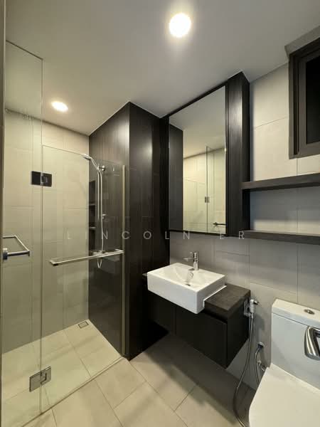 The Inflora, 53 Flora Drive, 3 Bedrooms, 1,034 sqft, Condominium For Rent, by Lincoln Er, 500149559 - Bathroom - PropertyGuru.com.sg