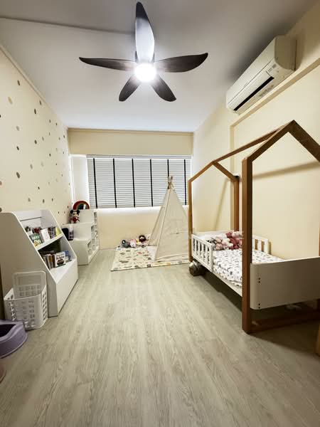 269 Tampines Street 21, 269 Tampines Street 21, 3 Bedrooms, 1,119 sqft, HDB Flat For Sale, by Benjamin Lee, 500149566 - Bedroom - PropertyGuru.com.sg