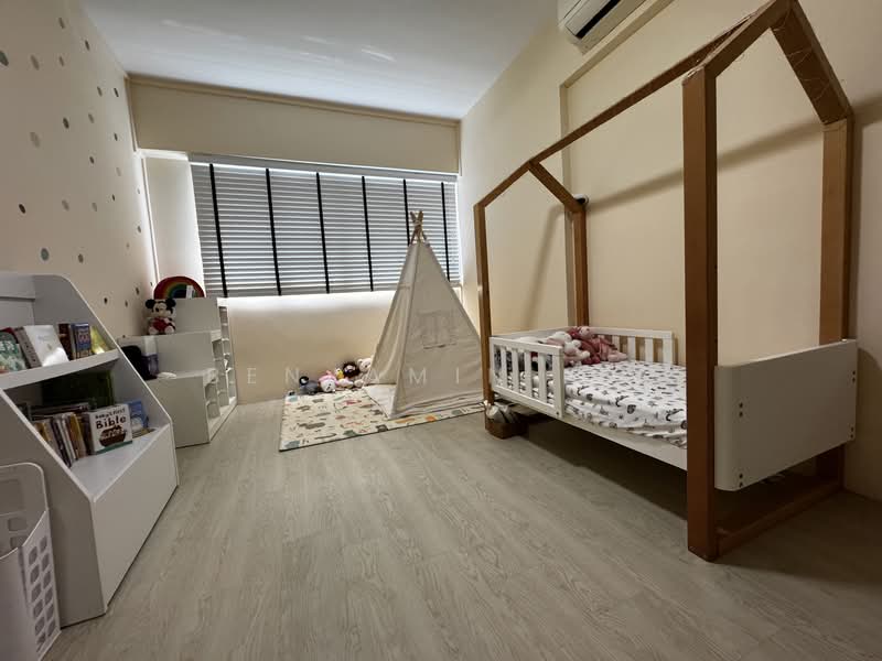 269 Tampines Street 21, 269 Tampines Street 21, 3 Bedrooms, 1,119 sqft, HDB Flat For Sale, by Benjamin Lee, 500149566 - Bedroom - PropertyGuru.com.sg