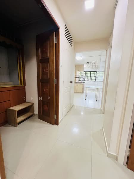 126 Yishun Street 11, 126 Yishun Street 11, 2 Bedrooms, 721 sqft, HDB Flat For Sale, by Deny Gunady, 500149571 - Entrance - PropertyGuru.com.sg