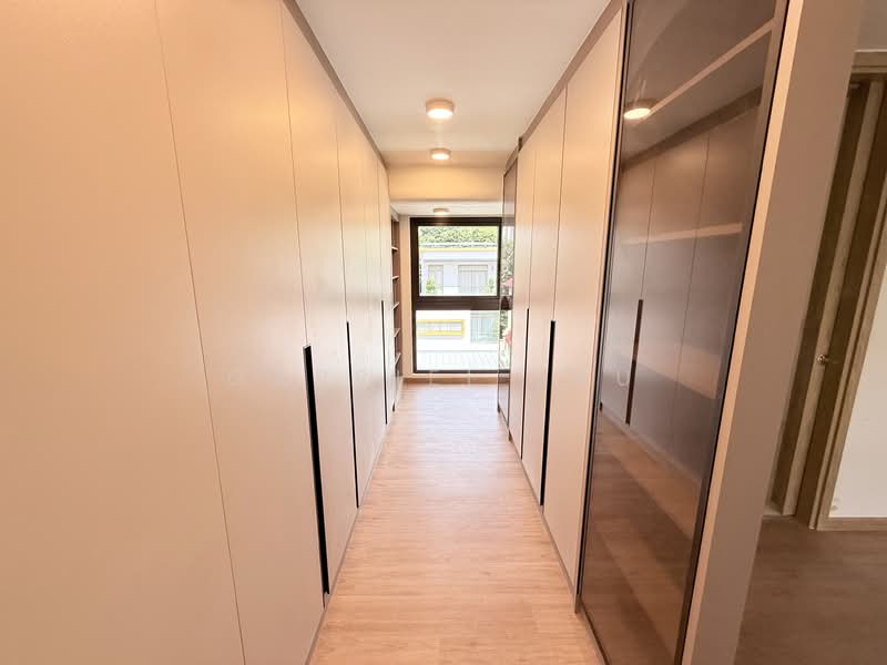 D11 Novena Brand New Freehold Landed | Novelle Collection, , 6 Bedrooms, 6,062 sqft, Terraced House For Sale, by Gabriel Lau, 500149572 - Walk-In Wardrobe - PropertyGuru.com.sg