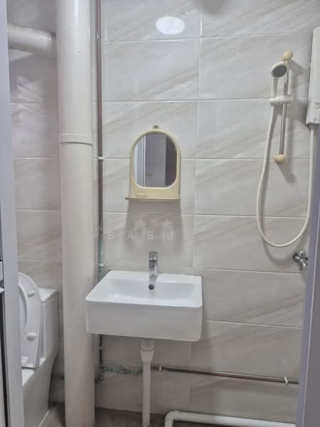 14 Toh Yi Drive, 14 Toh Yi Drive, 3 Bedrooms, 1,119 sqft, HDB Flat For Sale, by Babu ., 500149577 - Bathroom - PropertyGuru.com.sg