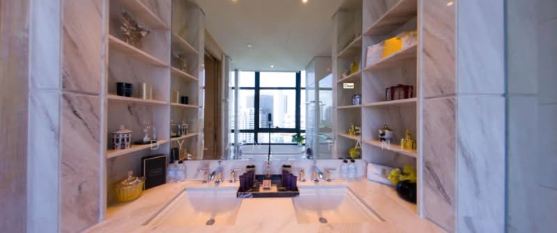 The Ritz-Carlton Residences Condo for Sale, , 4 Bedrooms, 2,831 sqft, Condominium For Sale, by Dylan Chan, 500149584 - Bathroom - PropertyGuru.com.sg